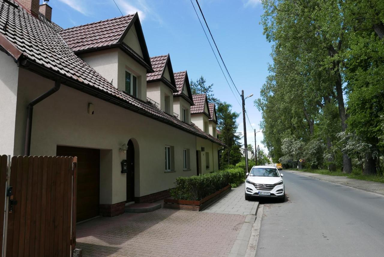 Apartament Parkowy Apartment Krasków Exterior foto